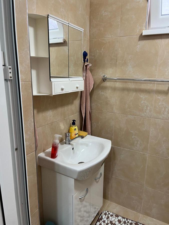 Дом За Гости Осогово Apartment Kiustendil Exterior foto